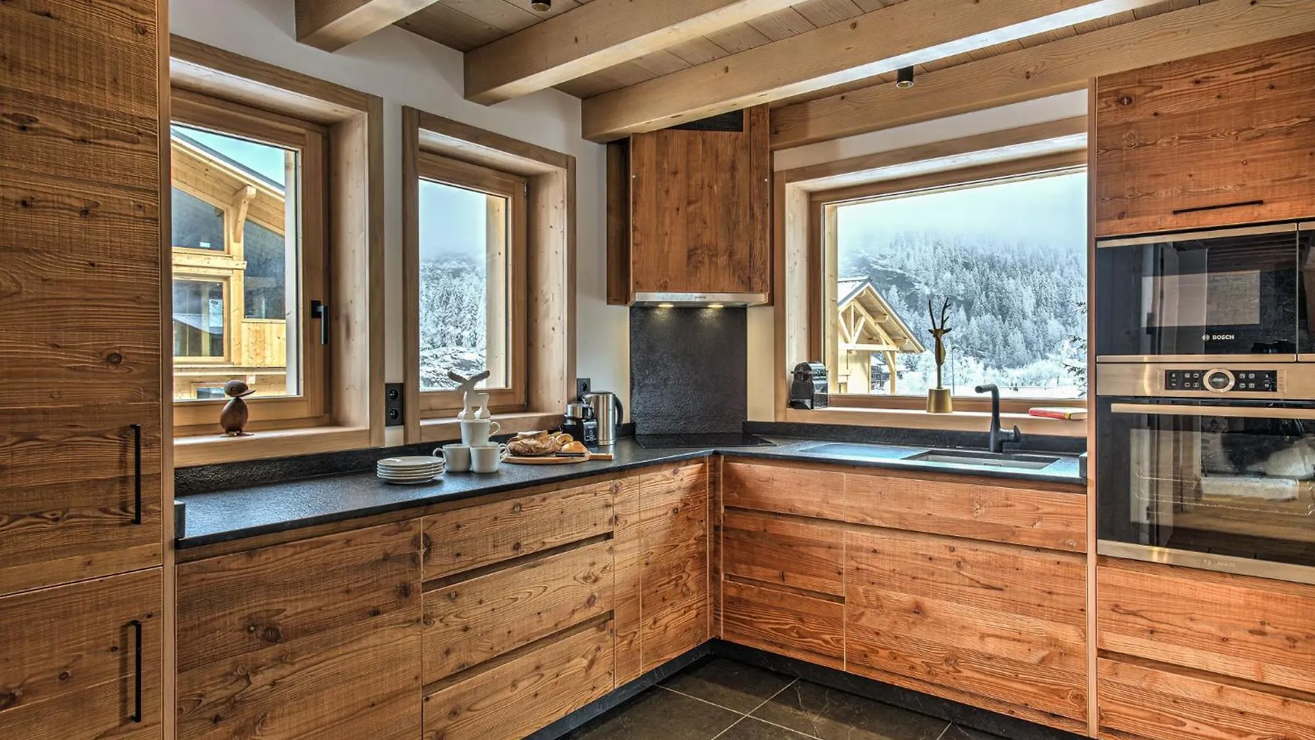 Chalet Belle Des Neiges - Alpes Travel - Sleeps 9 Les Houches