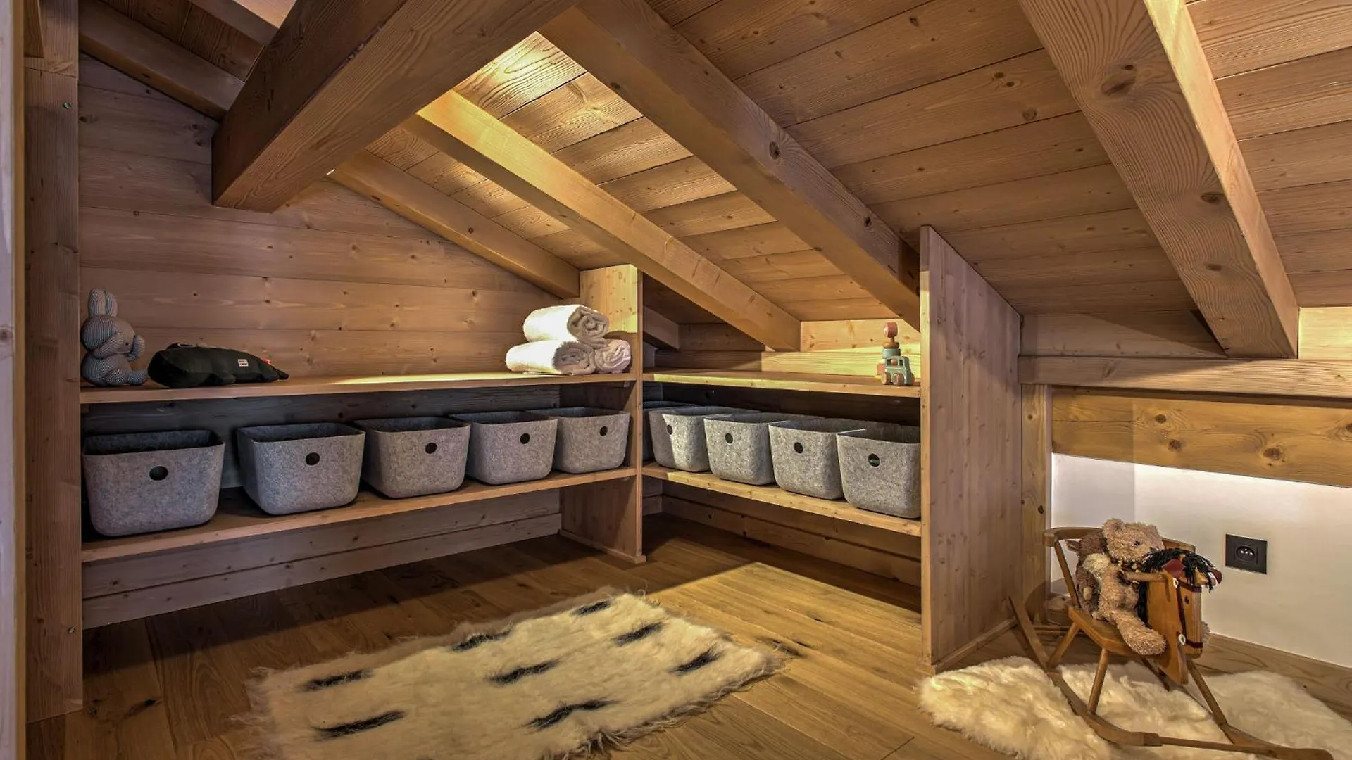 Chalet Belle Des Neiges - Alpes Travel - Sleeps 9 Les Houches