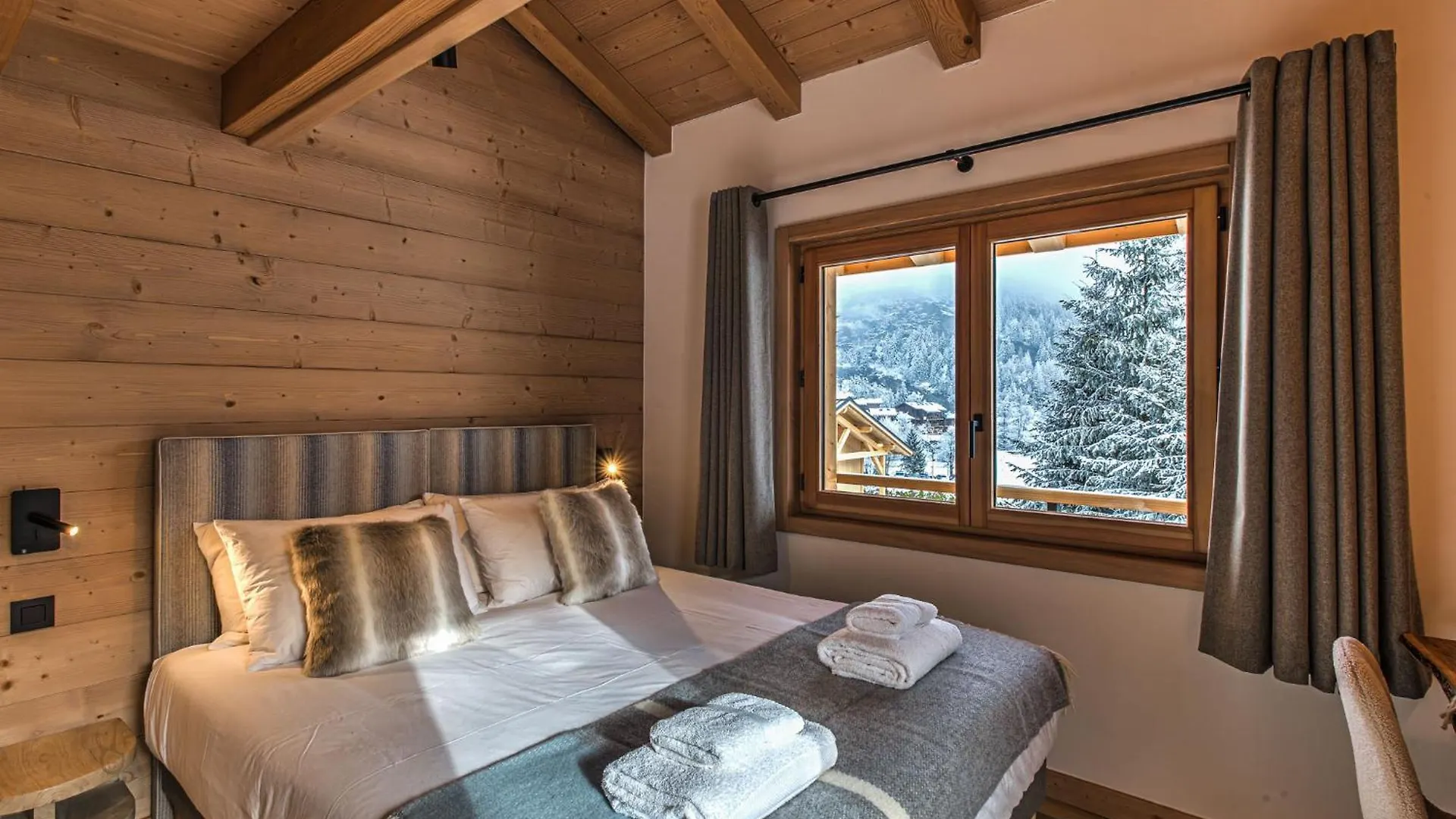 Chalet Belle Des Neiges - Alpes Travel - Sleeps 9 Les Houches