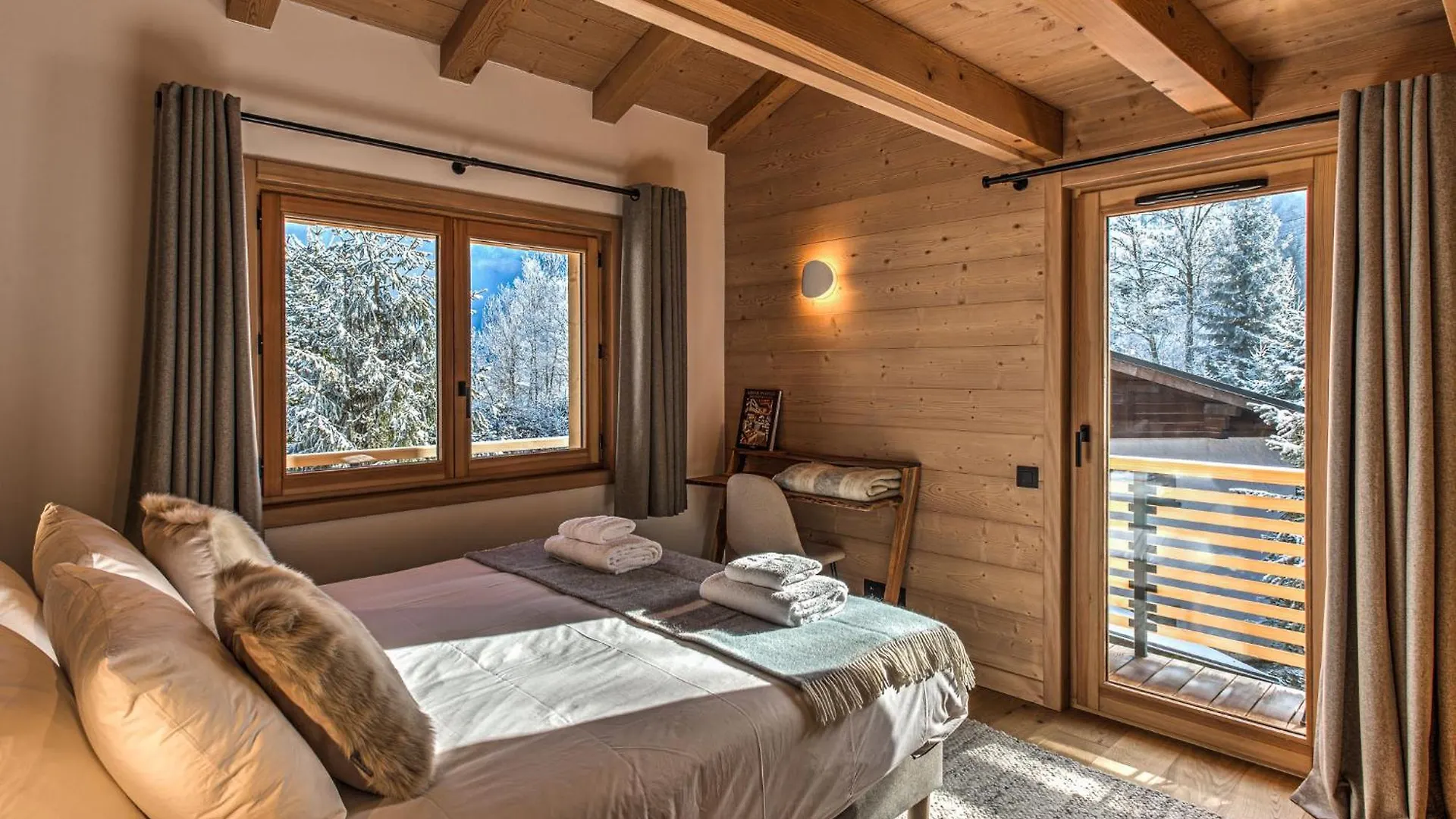 Chalet Belle Des Neiges - Alpes Travel - Sleeps 9 Les Houches